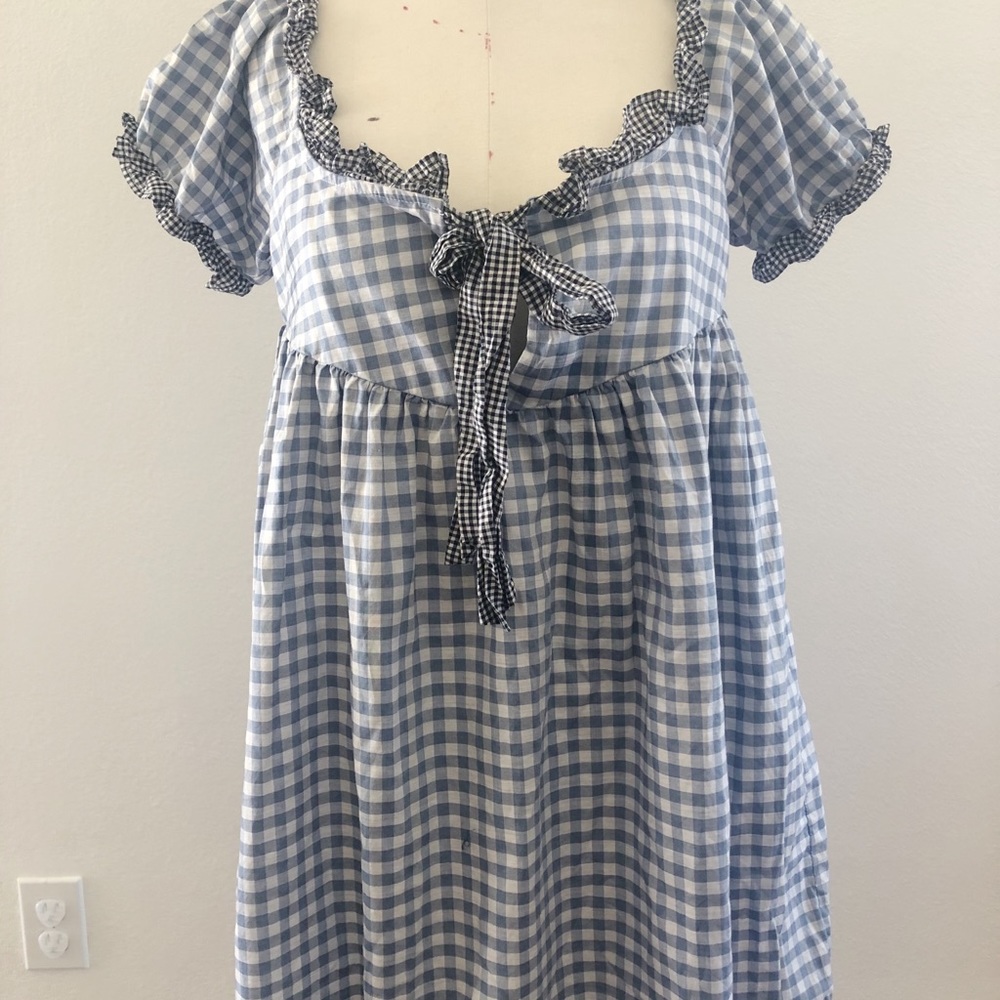 Stone cold fox - Parton dress